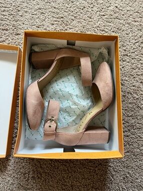 Unisa blush pink heels